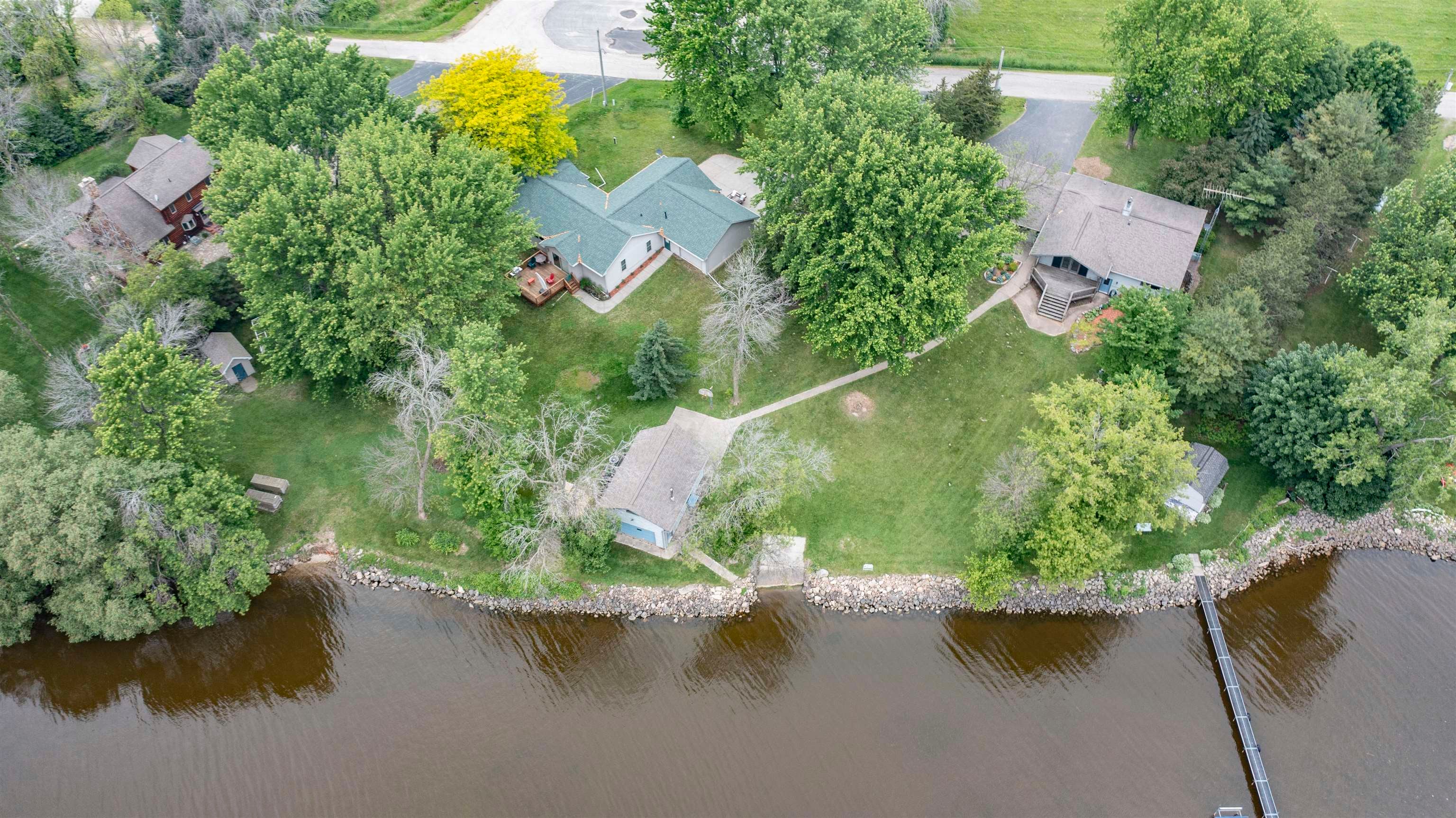 Fremont, Wisconsin, 54940, United States, ,3 BathroomsBathrooms,Residential,Active,1850639