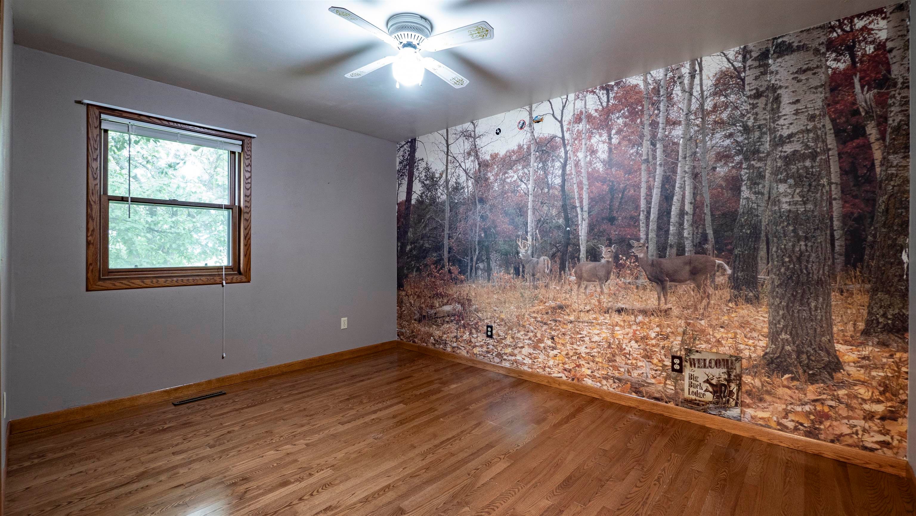 Fremont, Wisconsin, 54940, United States, 5 Bedrooms Bedrooms, ,3 BathroomsBathrooms,Residential,Active,2015471