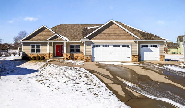 4850 W SCOTCH PINE CT, APPLETON, WI 54913 - Image 5db6489f492461e82b5677ac7c9e827ccdb2b545