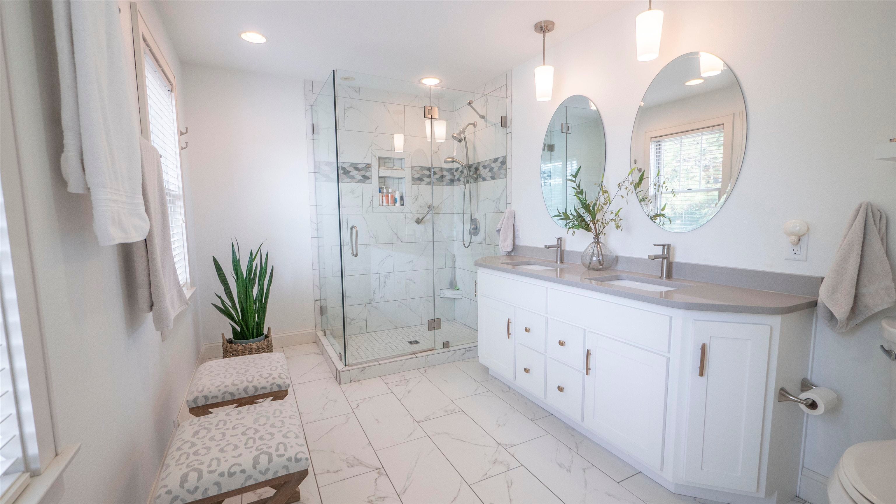 Waupaca, Wisconsin, 54981, United States, 3 Bedrooms Bedrooms, ,4 BathroomsBathrooms,Residential,Active,1967303