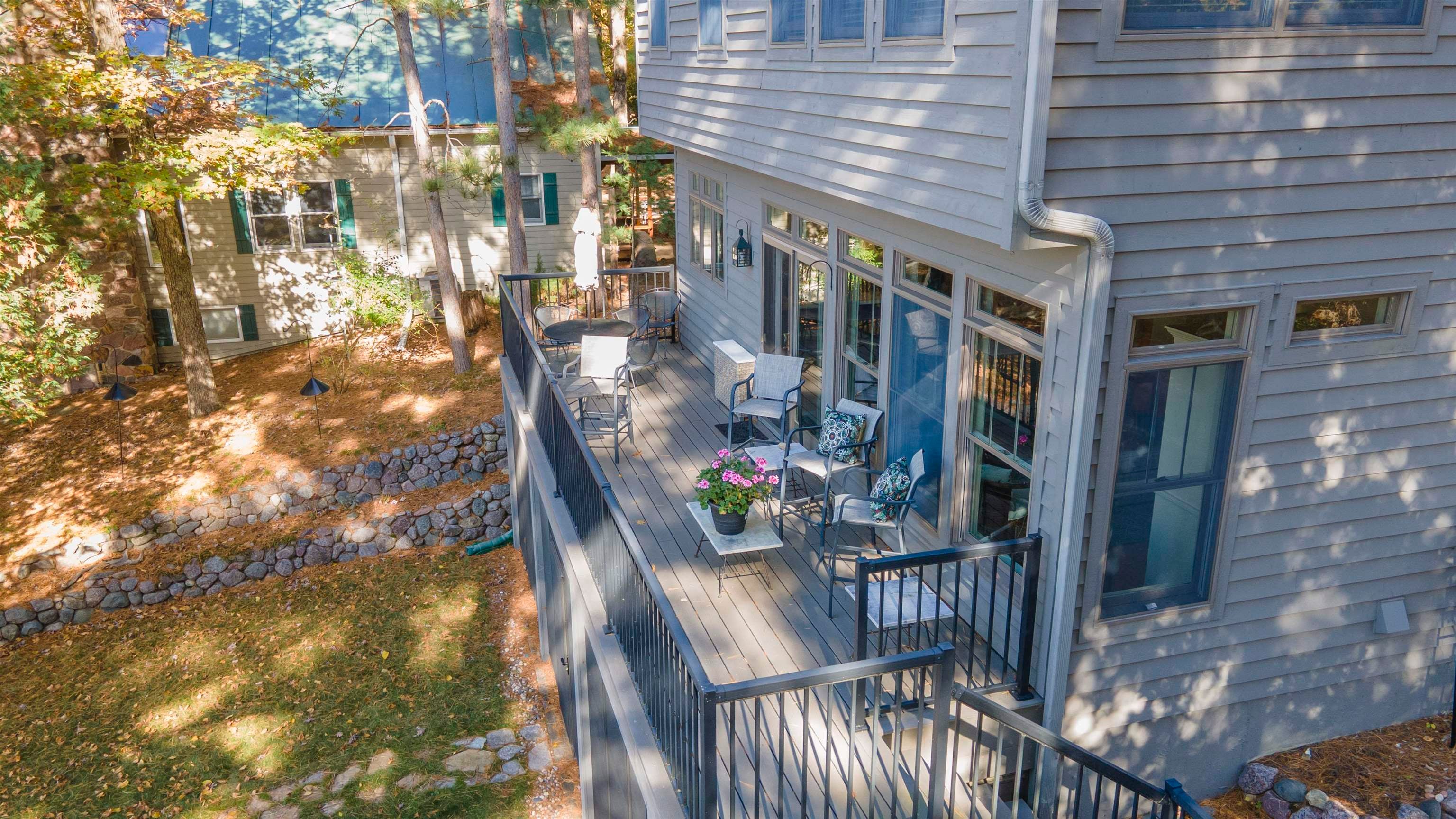 Waupaca, Wisconsin, 54981, United States, 3 Bedrooms Bedrooms, ,4 BathroomsBathrooms,Residential,Active,1967303