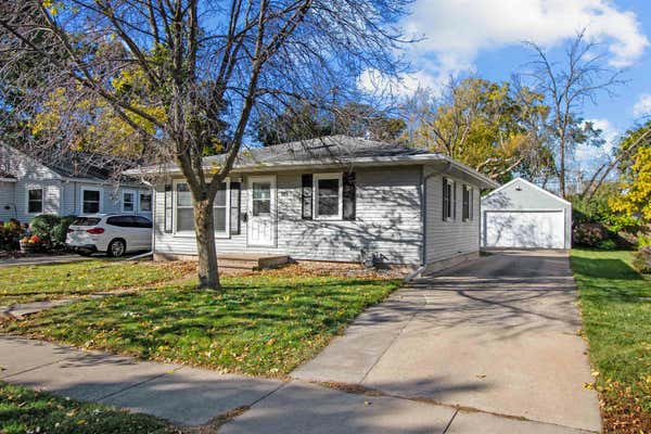 915 N SAWYER ST, OSHKOSH, WI 54902 - Image 1