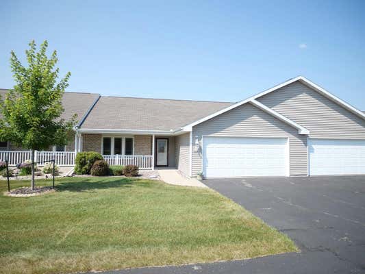 3180 ELK RIDGE DR UNIT E, OSHKOSH, WI 54904 - Image 1