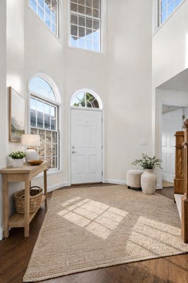 2905 FOX RUN, APPLETON, WI 54914, photo 2 of 46