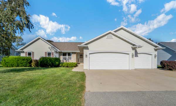 N8025 LAKE BREEZE DR, SHERWOOD, WI 54169 - Image 1