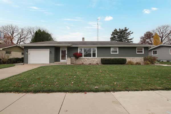 213 N MEADOW ST, OSHKOSH, WI 54902 - Image 1