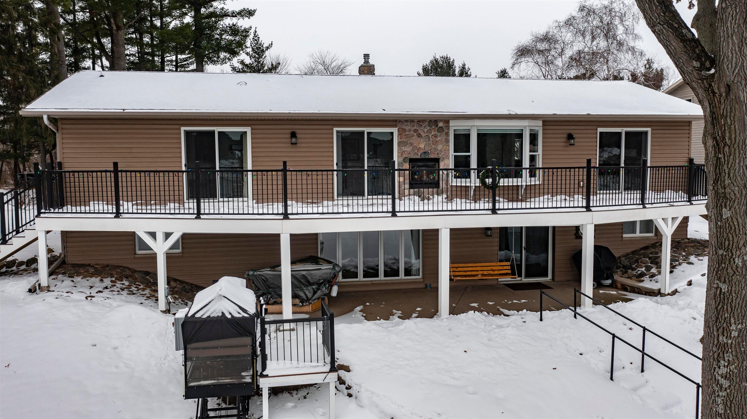 Waupaca, Wisconsin, 54981, United States, 4 Bedrooms Bedrooms, ,3 BathroomsBathrooms,Residential,Active,2002346