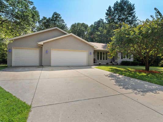 351 OAK CT, OCONTO, WI 54153 - Image 1