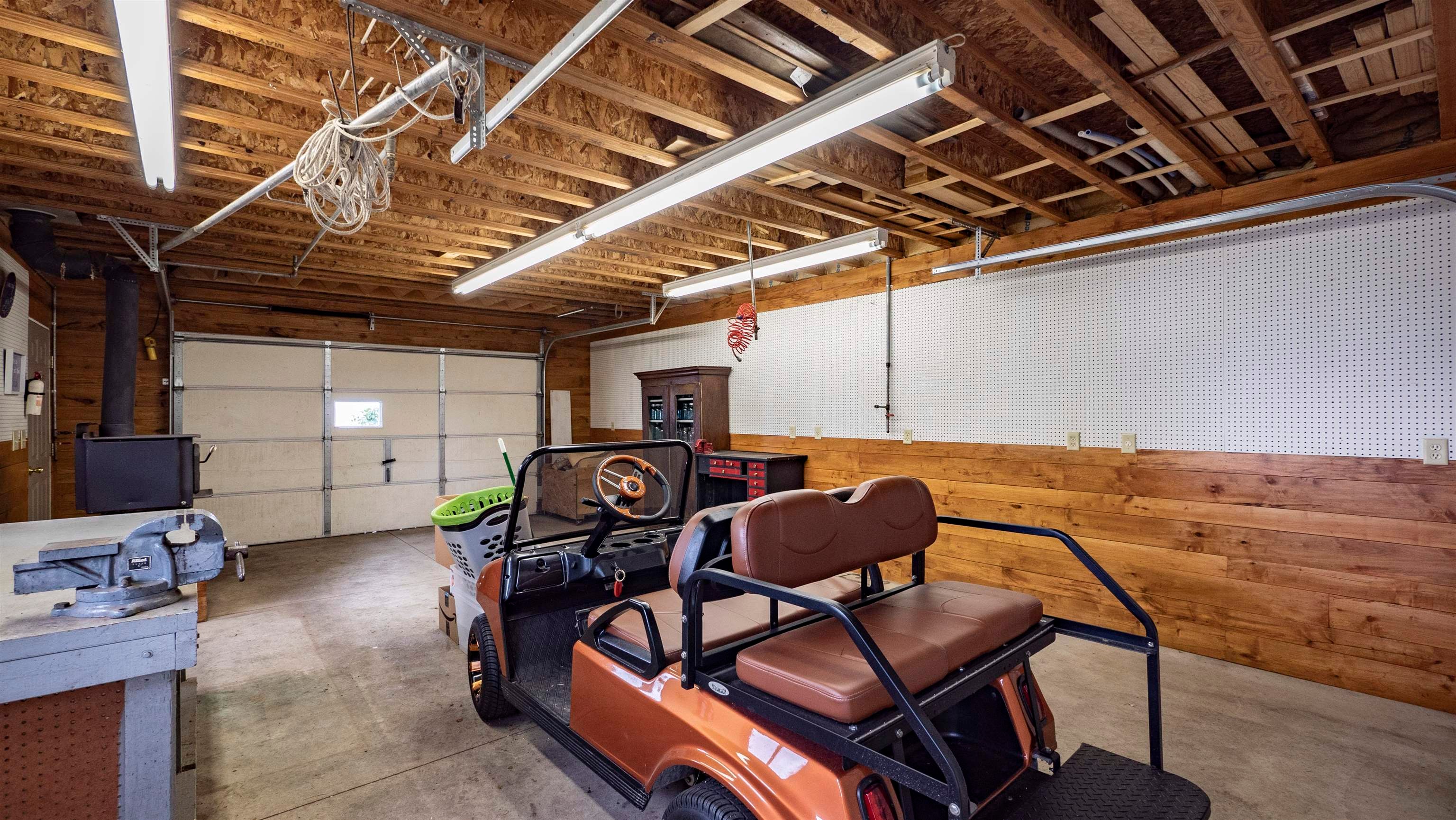 Fremont, Wisconsin, 54940, United States, ,3 BathroomsBathrooms,Residential,Active,1850639