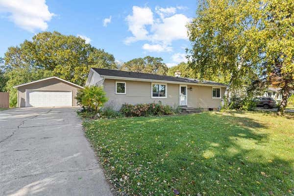 875 HERITAGE TRL, OSHKOSH, WI 54904 - Image 1