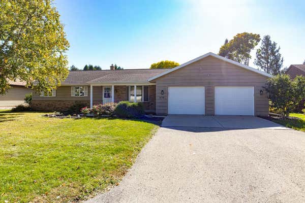 2119 W CORTLAND DR, APPLETON, WI 54914 - Image 1