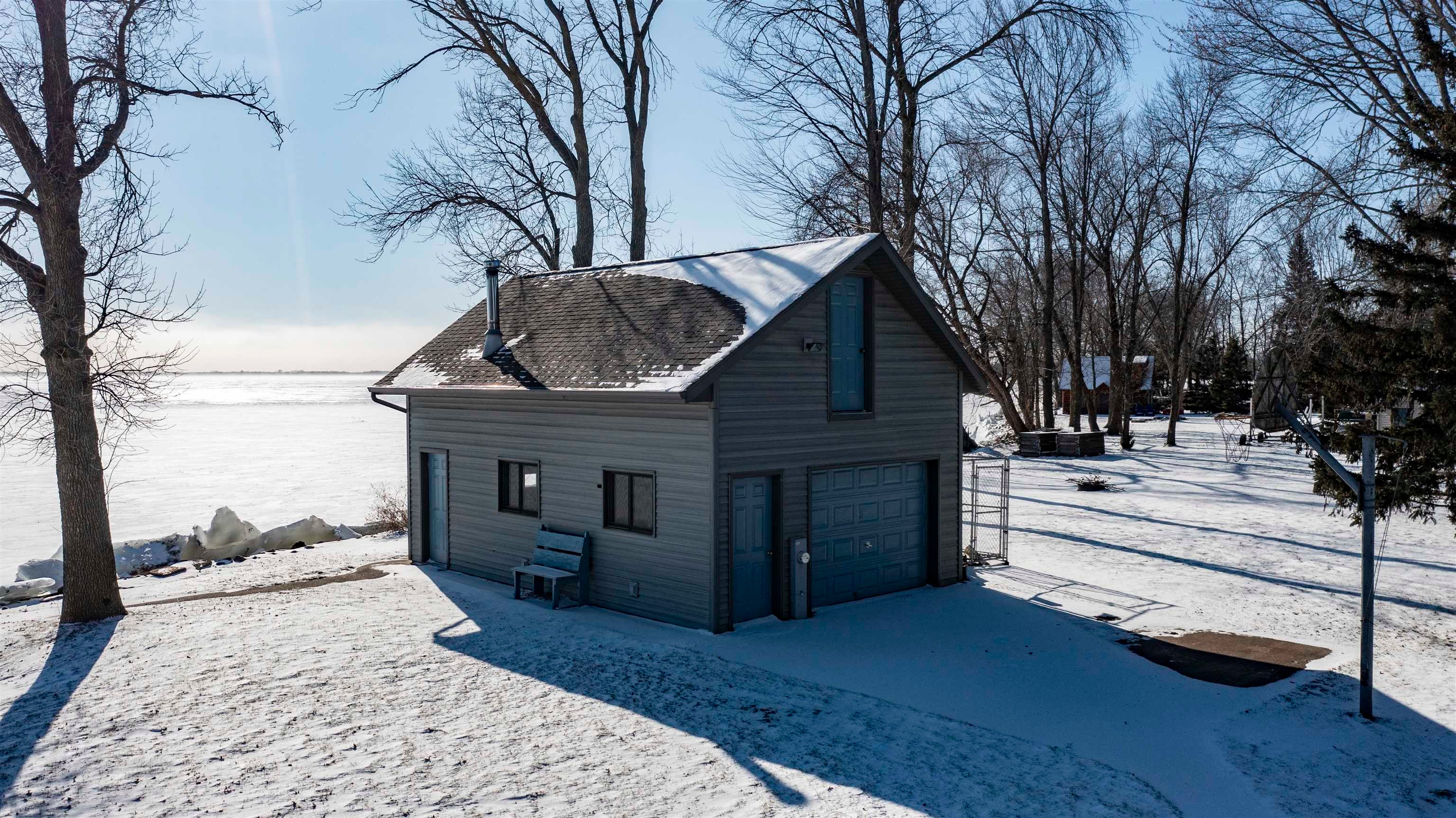 Fremont, Wisconsin, 54940, United States, 5 Bedrooms Bedrooms, ,3 BathroomsBathrooms,Residential,Active,2015471