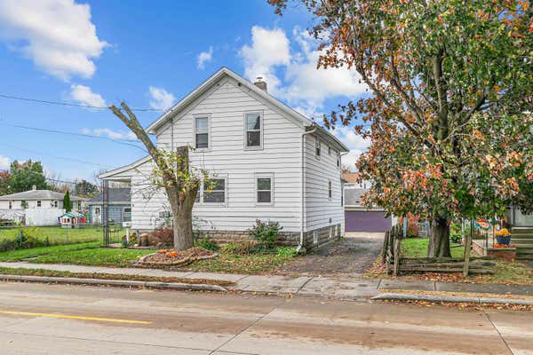 125 KNAPP ST, OSHKOSH, WI 54902 - Image 1