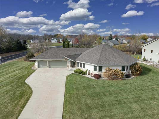 1690 GATEWAY MEADOWS LN, NEENAH, WI 54956 - Image 1