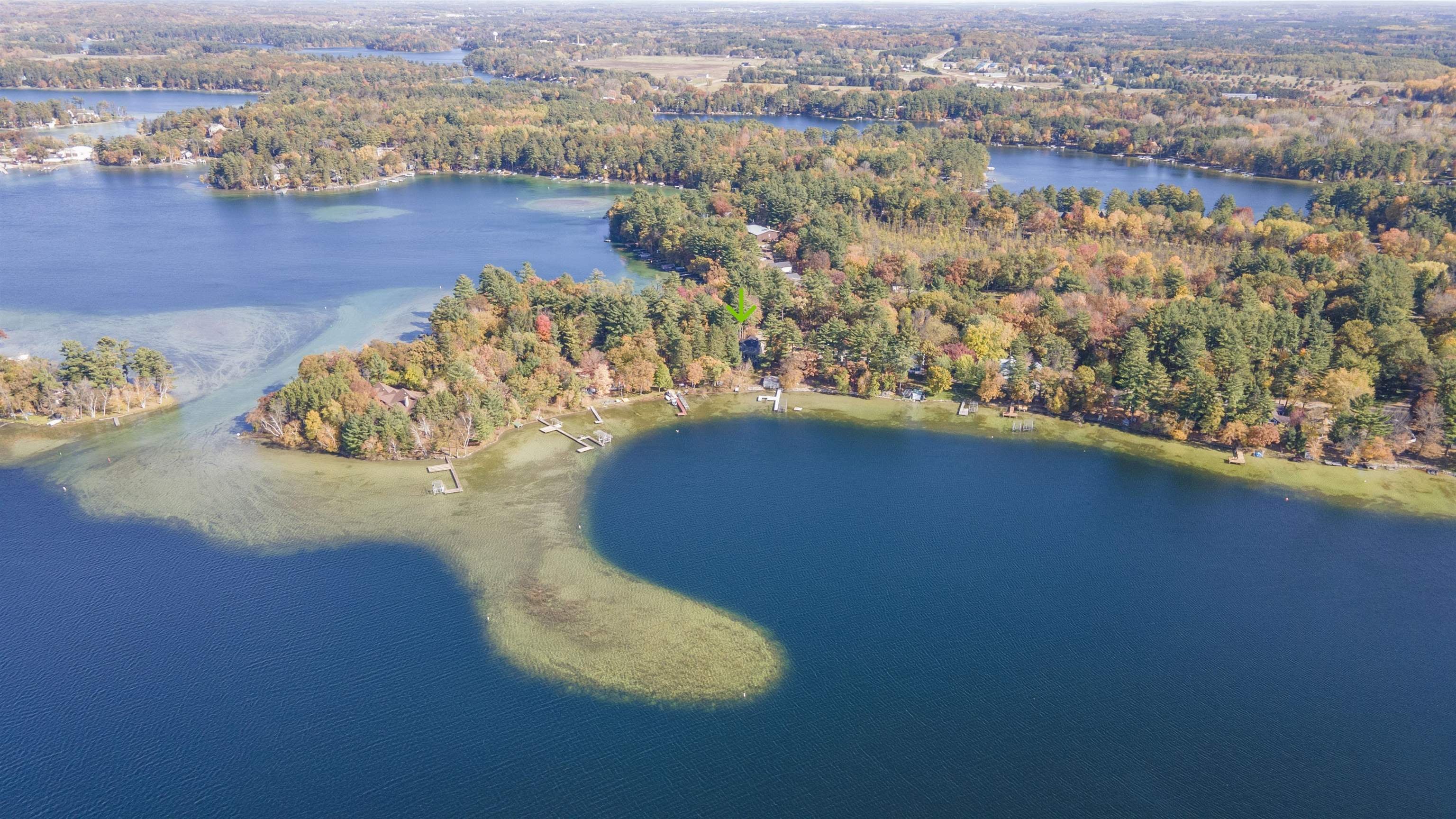 Waupaca, Wisconsin, 54981, United States, 3 Bedrooms Bedrooms, ,4 BathroomsBathrooms,Residential,Active,1967303