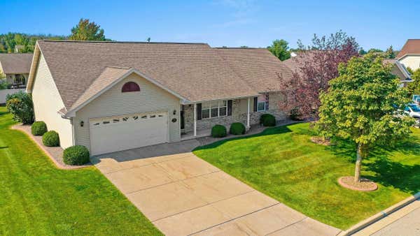 3548 SPYGLASS HILL DR, GREEN BAY, WI 54311 - Image 1