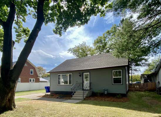 221 N LAKE ST, PESHTIGO, WI 54157 - Image 1