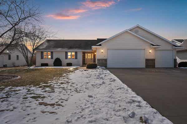 3133 SELMA CT, APPLETON, WI 54914 - Image da21aa5573f423f7b4bc087c5baf92cc430640b5