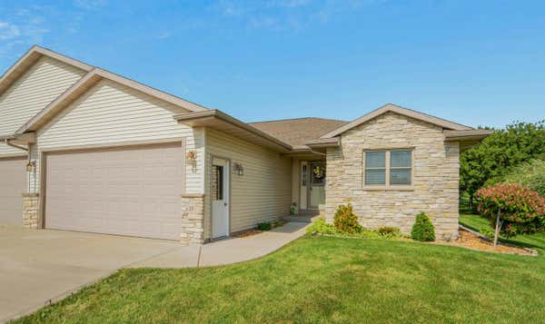 21 TRAILS END CT, FOND DU LAC, WI 54937 - Image 1