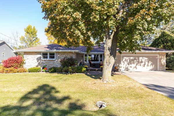 26 WELLE DR, OSHKOSH, WI 54902 - Image 1