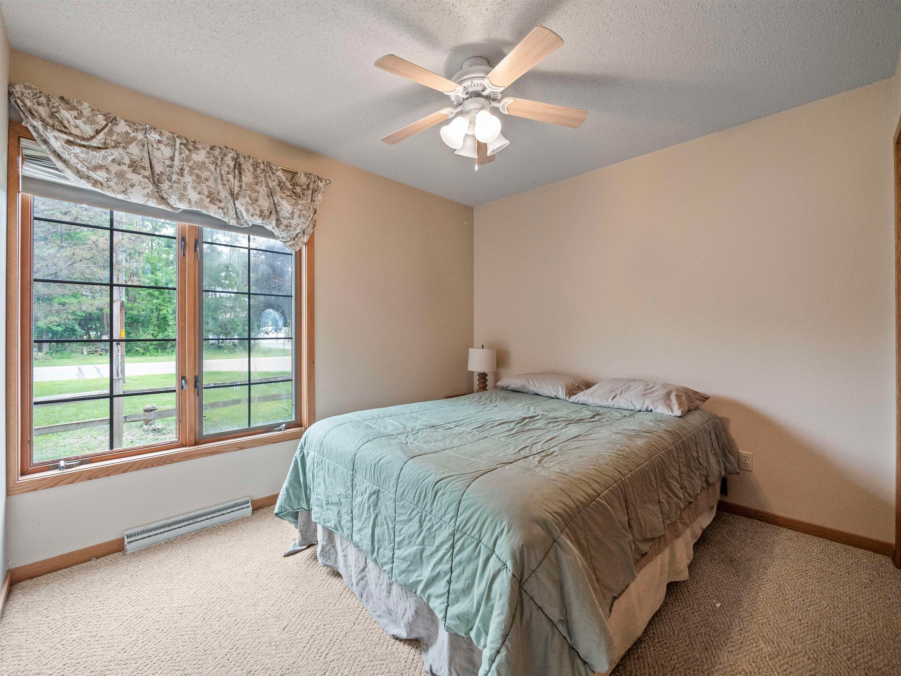 Waupaca, Wisconsin, 54981, United States, 4 Bedrooms Bedrooms, ,2 BathroomsBathrooms,Residential,Active,1894580