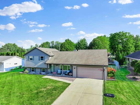 1400 BRUCE LN, GREEN BAY, WI 54313 - Image 1