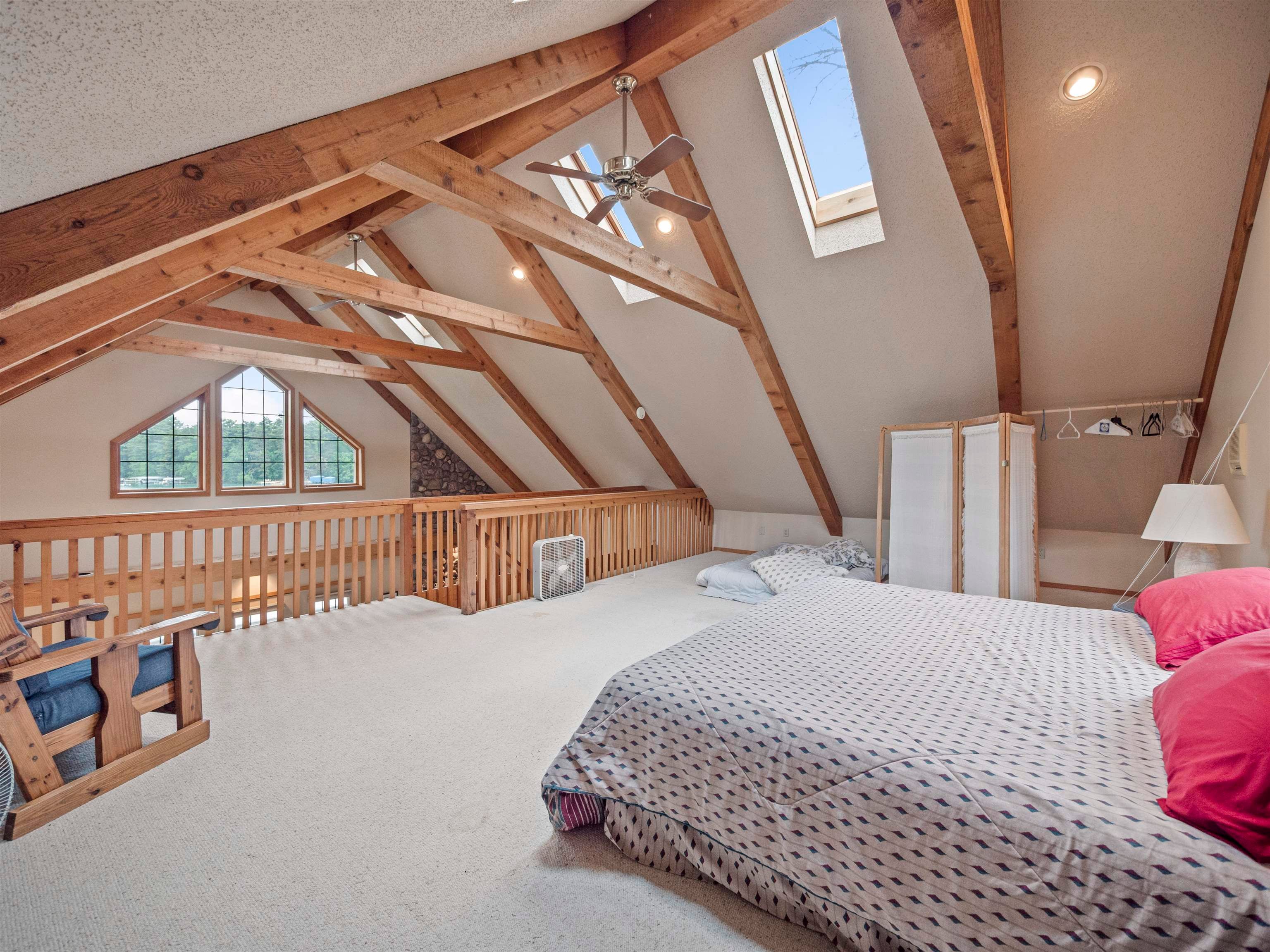 Waupaca, Wisconsin, 54981, United States, 4 Bedrooms Bedrooms, ,2 BathroomsBathrooms,Residential,Active,1894580