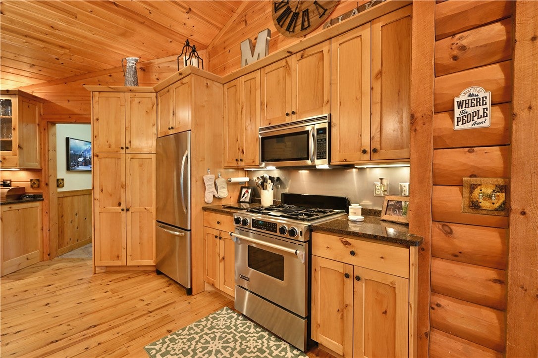 Birchwood, Wisconsin, 54817, United States, 4 Bedrooms Bedrooms, ,3 BathroomsBathrooms,Residential,Active,1908167