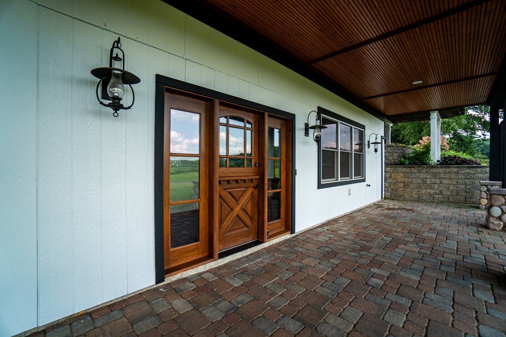 Menomonie, Wisconsin, 54751, United States, 2 Bedrooms Bedrooms, ,3 BathroomsBathrooms,Residential,Active,1942349