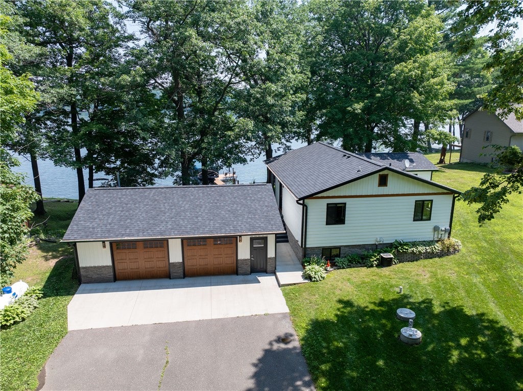 Sarona, Wisconsin, 54870, United States, 4 Bedrooms Bedrooms, ,3 BathroomsBathrooms,Residential,Active,1894212