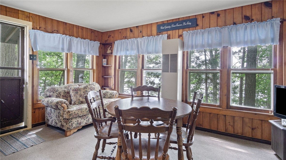 Weyerhaeuser, Wisconsin, 54895, United States, 6 Bedrooms Bedrooms, ,6 BathroomsBathrooms,Residential,Active,1903204