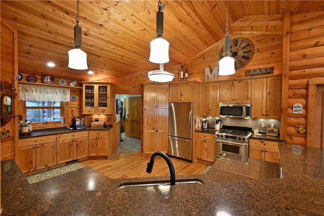Birchwood, Wisconsin, 54817, United States, 4 Bedrooms Bedrooms, ,3 BathroomsBathrooms,Residential,Active,1908167