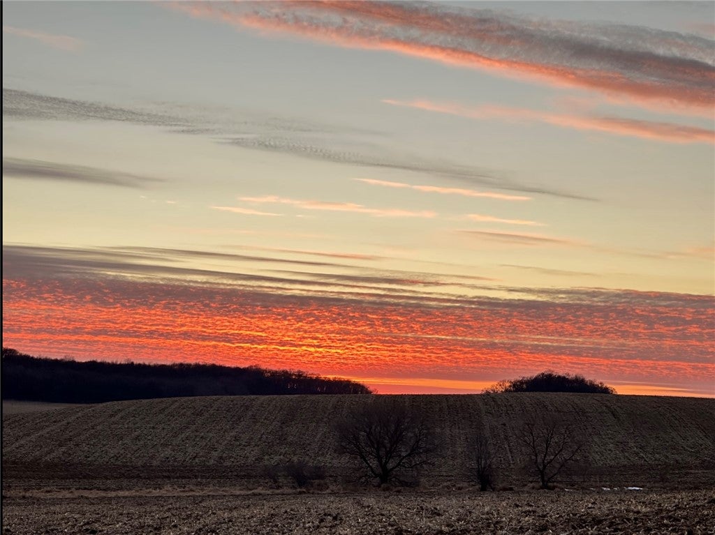 Eau Claire, Wisconsin, 54701, United States, 5 Bedrooms Bedrooms, ,4 BathroomsBathrooms,Residential,Active,1762826