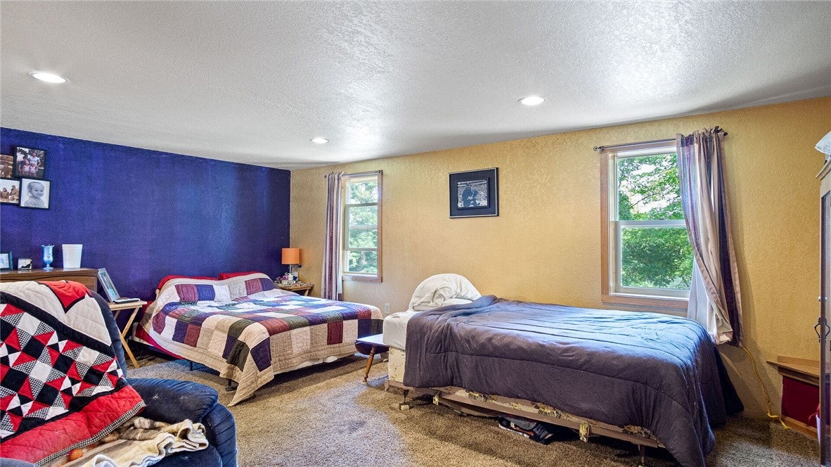 Weyerhaeuser, Wisconsin, 54895, United States, 6 Bedrooms Bedrooms, ,6 BathroomsBathrooms,Residential,Active,1903204