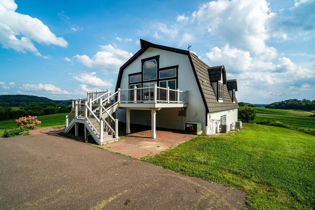 Menomonie, Wisconsin, 54751, United States, 2 Bedrooms Bedrooms, ,3 BathroomsBathrooms,Residential,Active,1942349