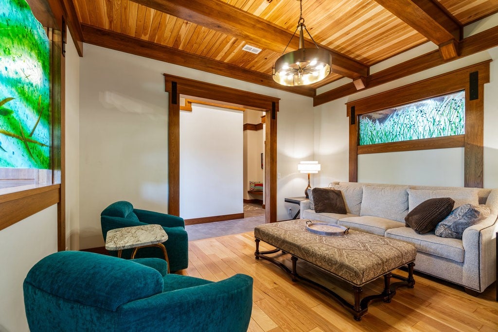 Menomonie, Wisconsin, 54751, United States, 2 Bedrooms Bedrooms, ,3 BathroomsBathrooms,Residential,Active,1942349