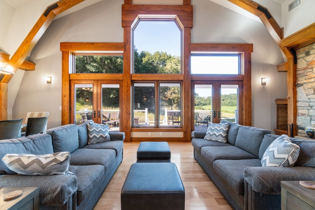 Menomonie, Wisconsin, 54751, United States, 2 Bedrooms Bedrooms, ,3 BathroomsBathrooms,Residential,Active,1942349