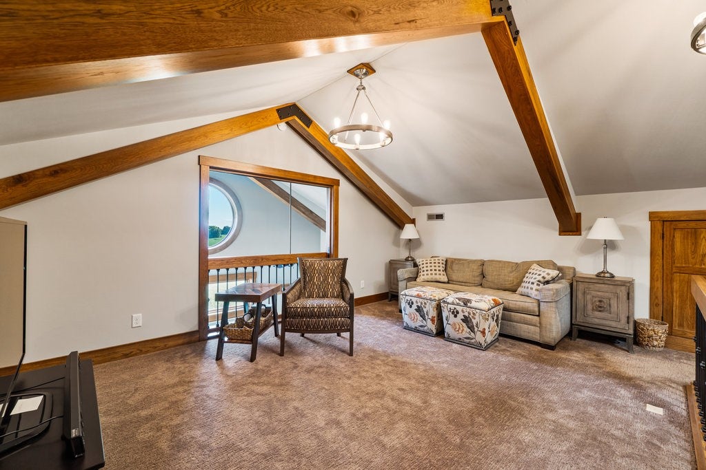 Menomonie, Wisconsin, 54751, United States, 2 Bedrooms Bedrooms, ,3 BathroomsBathrooms,Residential,Active,1942349