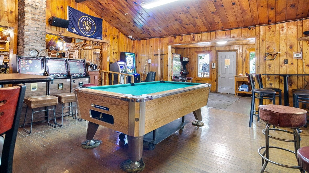 Weyerhaeuser, Wisconsin, 54895, United States, 6 Bedrooms Bedrooms, ,6 BathroomsBathrooms,Residential,Active,1903204