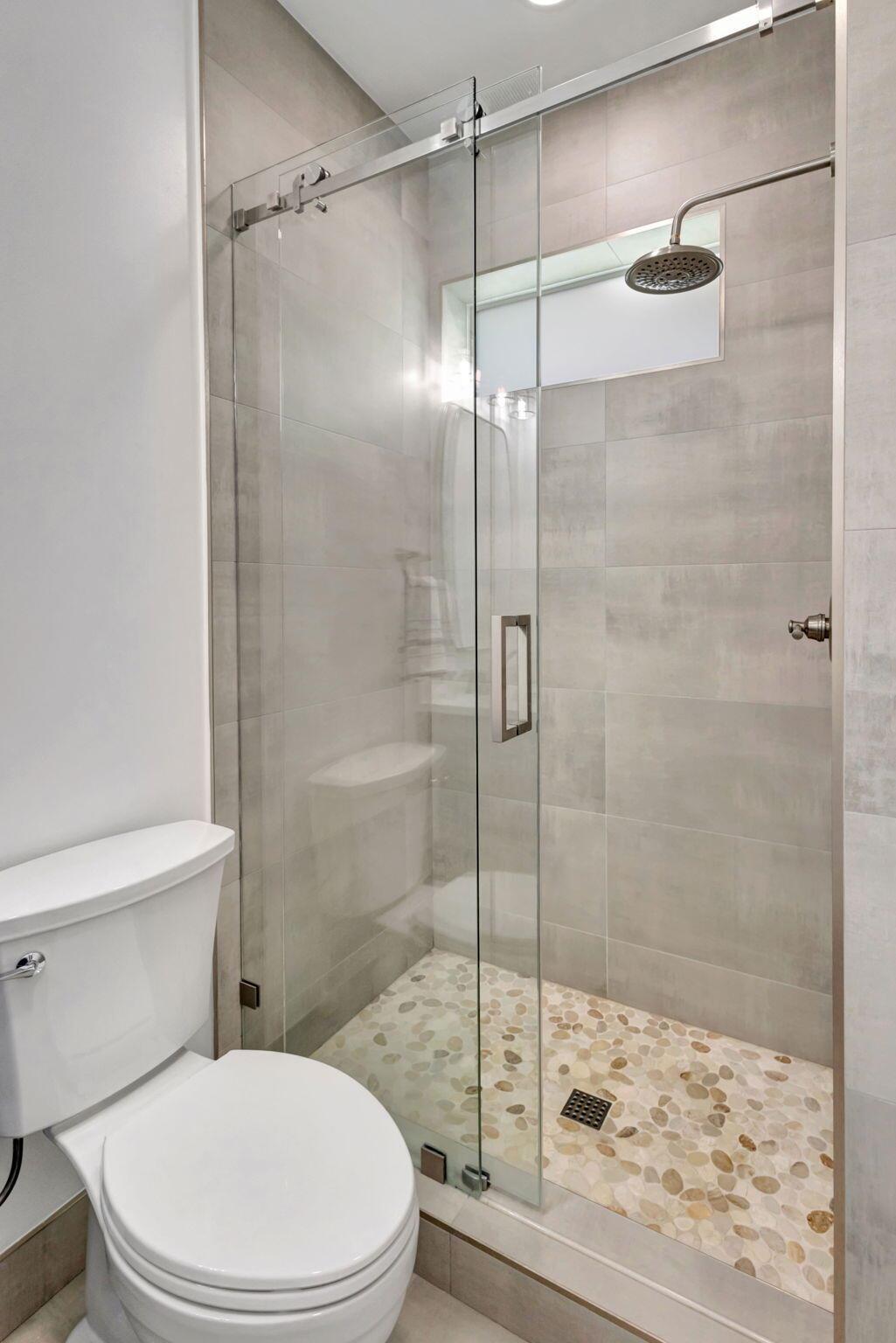 North Palm Beach, Florida, 33408, United States, 4 Bedrooms Bedrooms, ,5 BathroomsBathrooms,Residential,Active,1973305