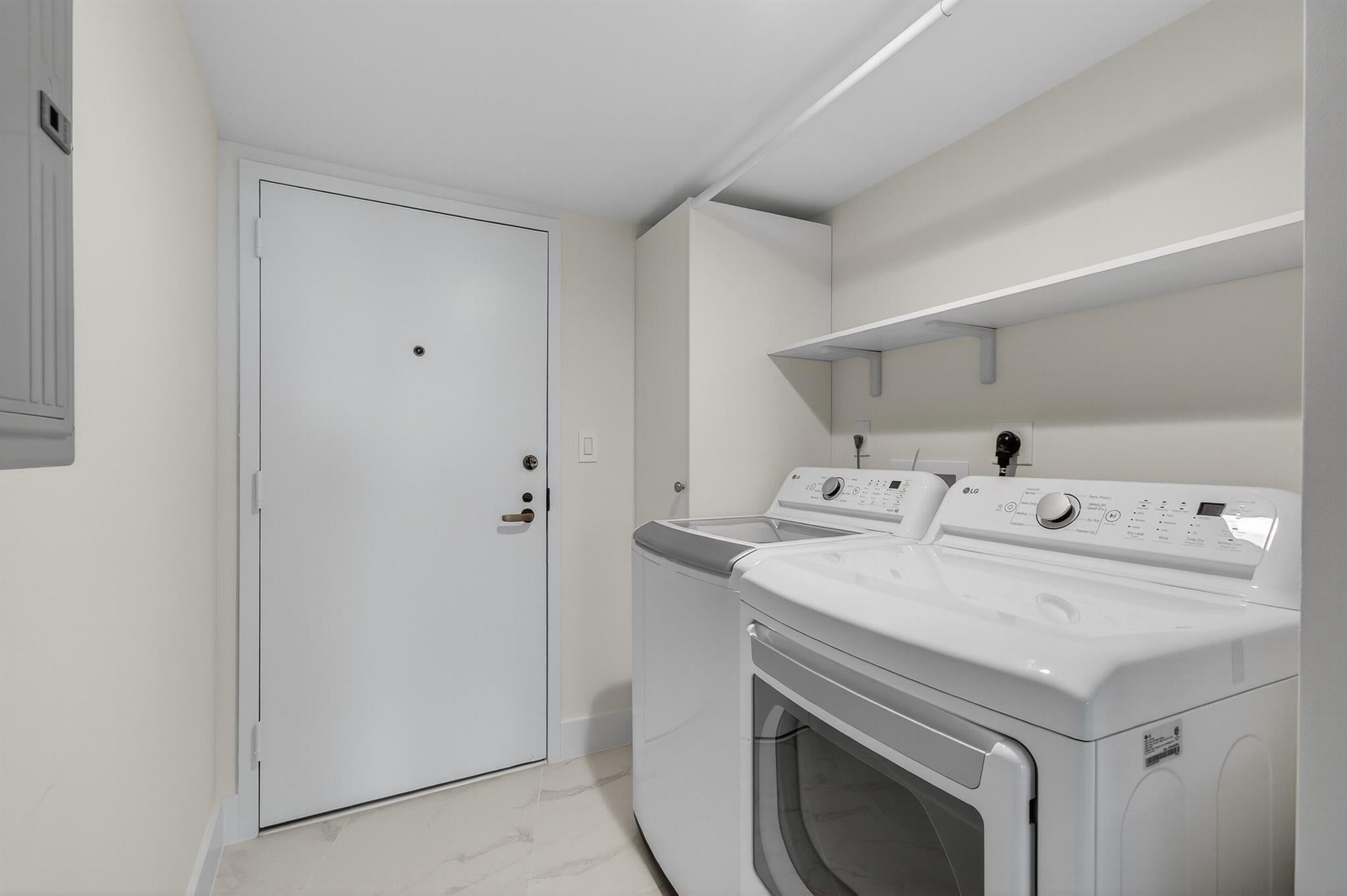 Highland Beach, Florida, 33487, United States, 2 Bedrooms Bedrooms, ,2 BathroomsBathrooms,Residential,Active,1922538