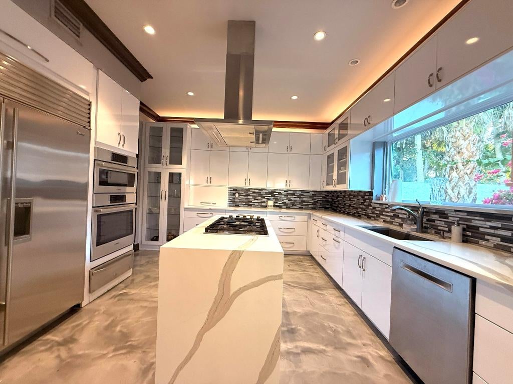 Fort Pierce, Florida, 34950, United States, 6 Bedrooms Bedrooms, ,6 BathroomsBathrooms,Residential,Active,2007665