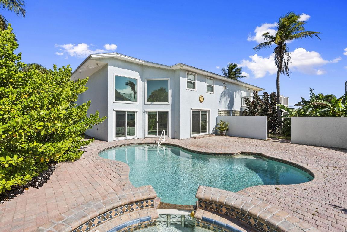 Fort Pierce, Florida, 34949, United States, 5 Bedrooms Bedrooms, ,5 BathroomsBathrooms,Residential,Active,2007926