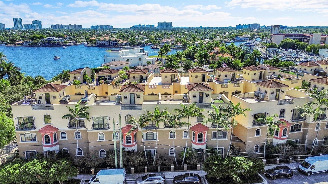 Pompano Beach, Florida, 33062, United States, 3 Bedrooms Bedrooms, ,4 BathroomsBathrooms,Residential,Active,1997627