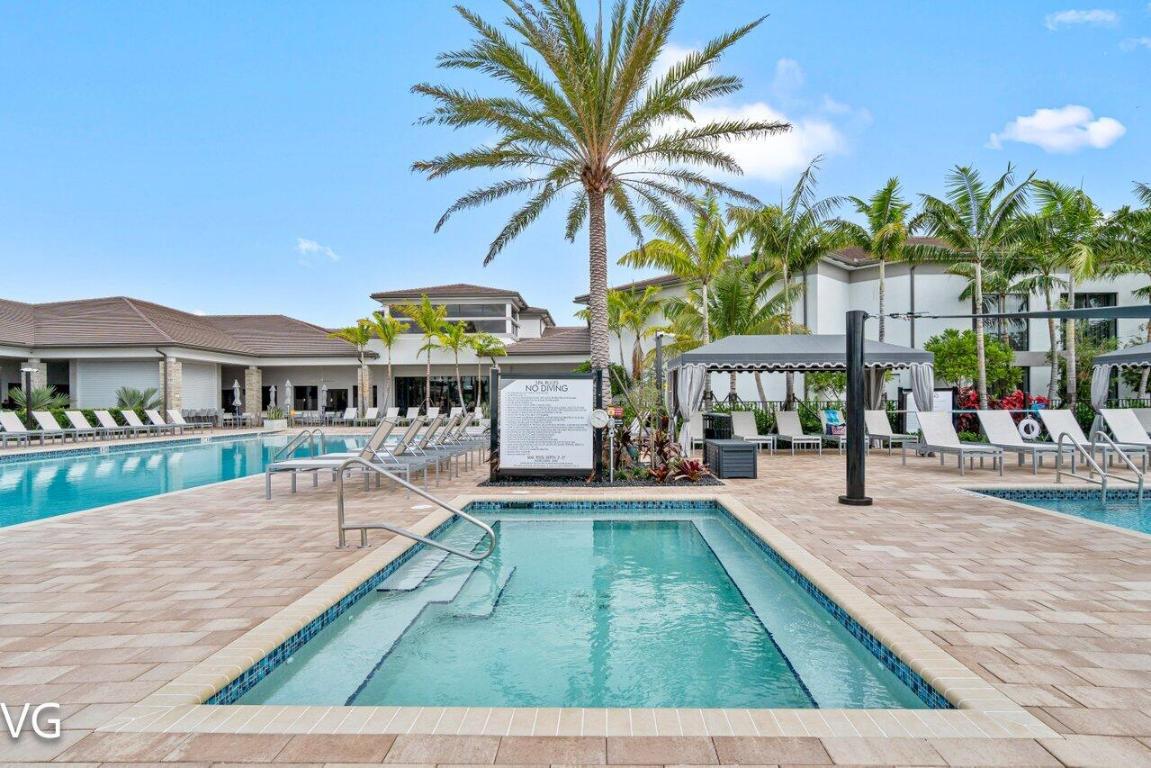 Boynton Beach, Florida, 33473, United States, 3 Bedrooms Bedrooms, ,4 BathroomsBathrooms,Residential,Active,2011883