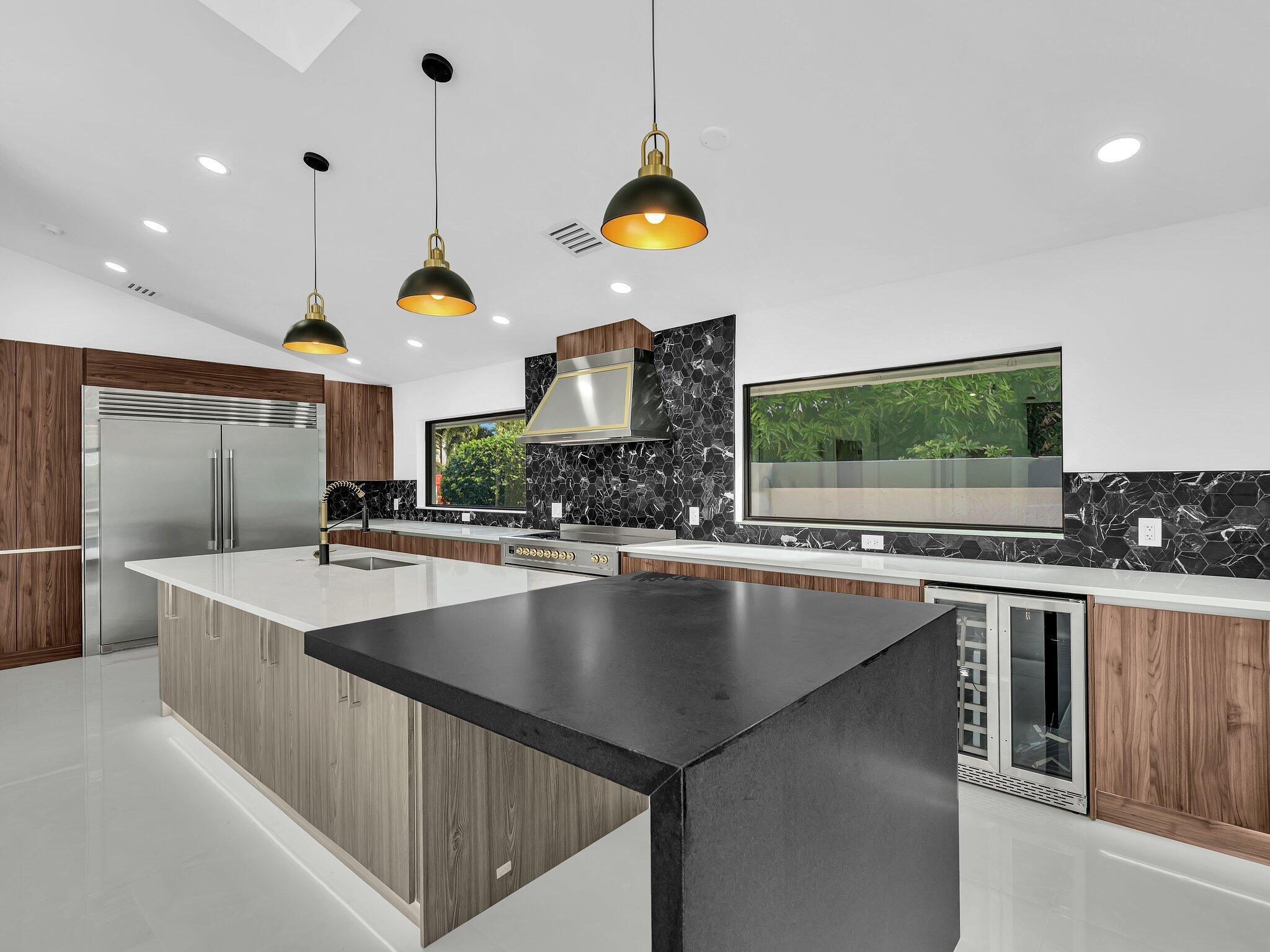 Boca Raton, Florida, 33433, United States, 5 Bedrooms Bedrooms, ,4 BathroomsBathrooms,Residential,Active,1967119