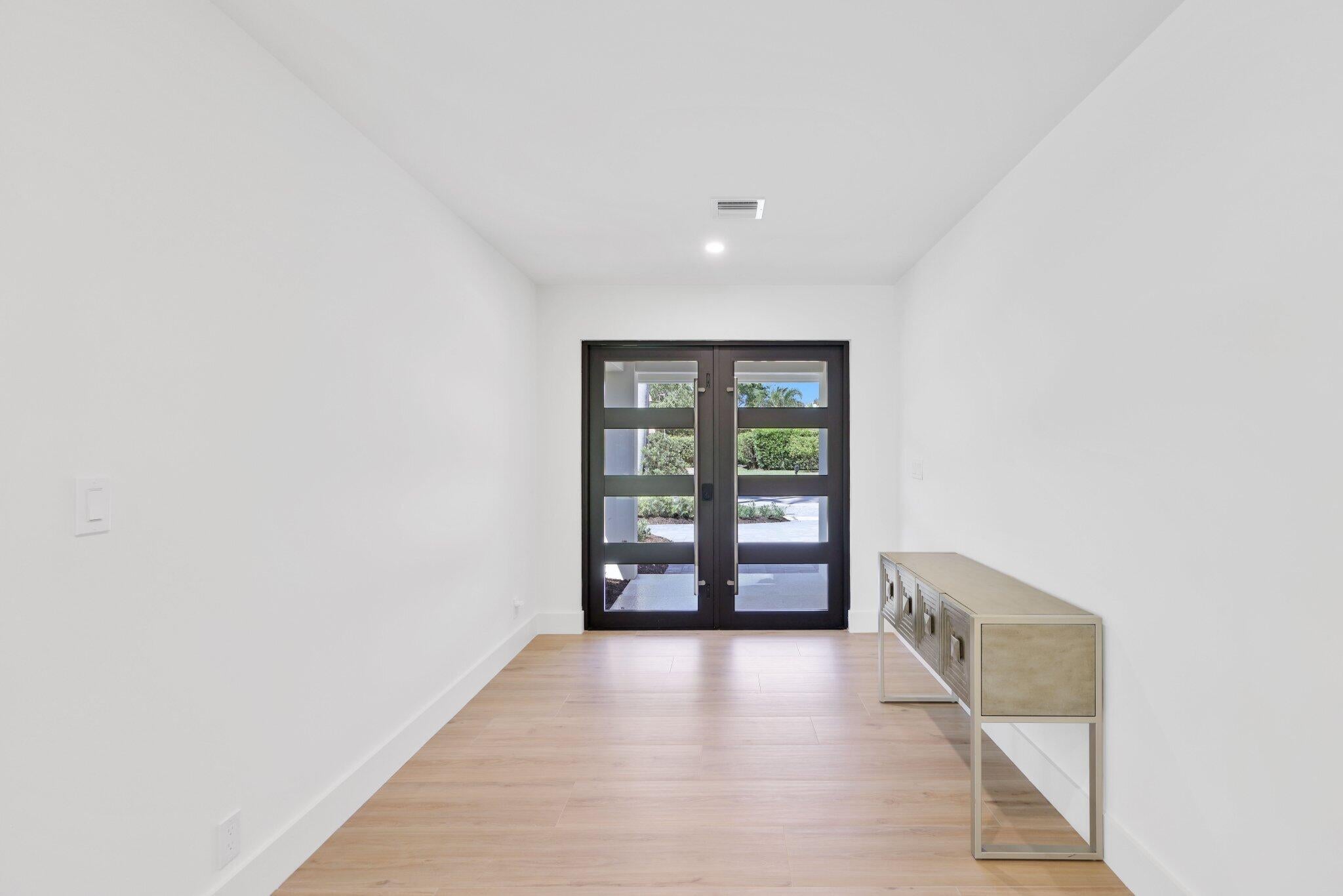 Boca Raton, Florida, 33431, United States, ,5 BathroomsBathrooms,Residential,Active,1769827