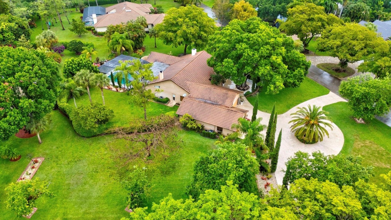 Coral Springs, Florida, 33067, United States, 4 Bedrooms Bedrooms, ,4 BathroomsBathrooms,Residential,Active,2008736