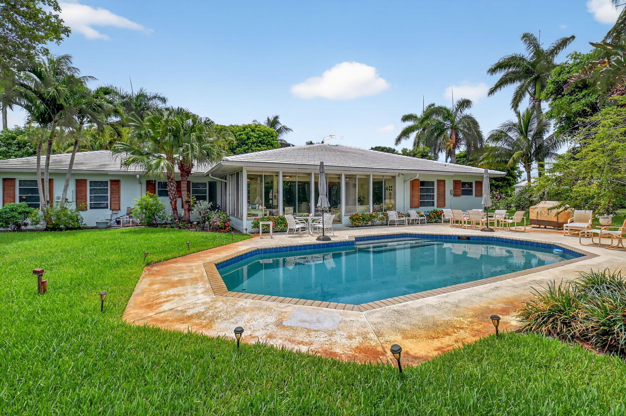 Delray Beach, Florida, 33444, United States, 4 Bedrooms Bedrooms, ,3 BathroomsBathrooms,Residential,Active,1945273