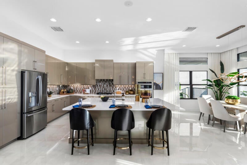 Boynton Beach, Florida, 33473, United States, 4 Bedrooms Bedrooms, ,4 BathroomsBathrooms,Residential,Pending,2008322